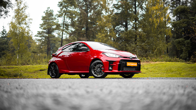 Red Yaris